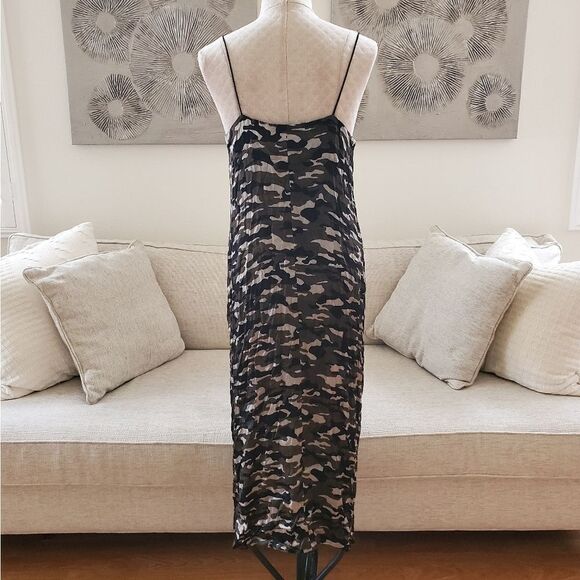 Topshop Camo Slip Dress - size 8 in Green - Picture 11 of 16